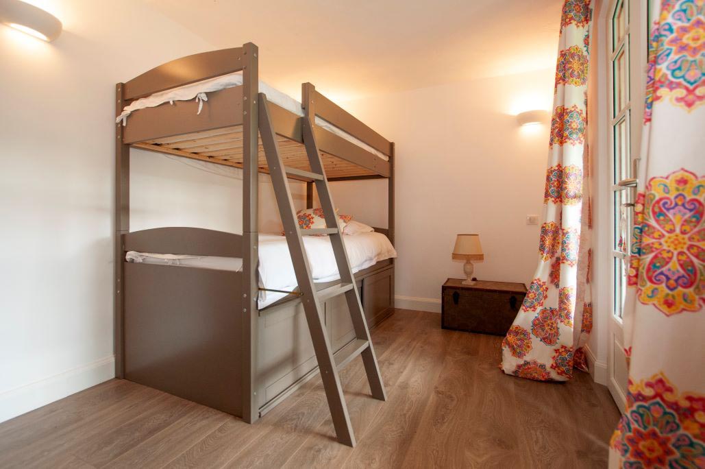 Pure Azur Immo - seasonal rentals