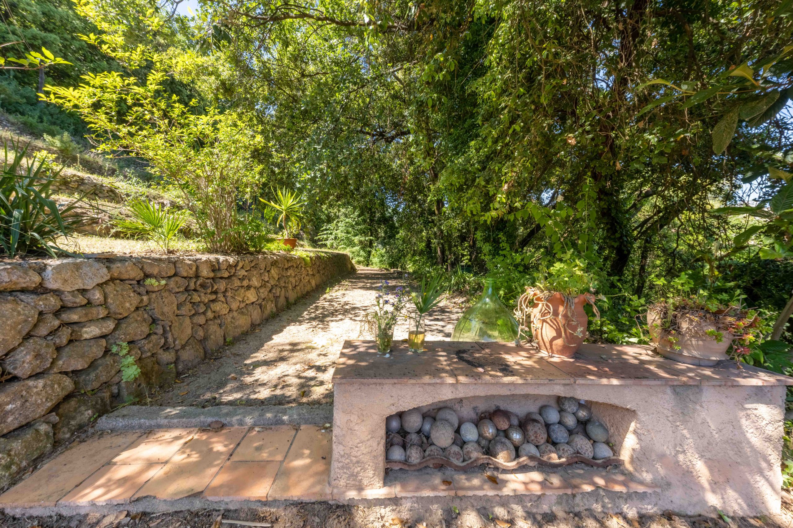 tourrettes sur loup 73